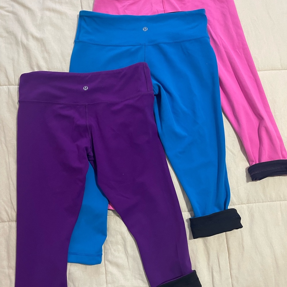 Lululemon Original Reversible WunderUnder Crops-Size 8-In Great Used Condition
